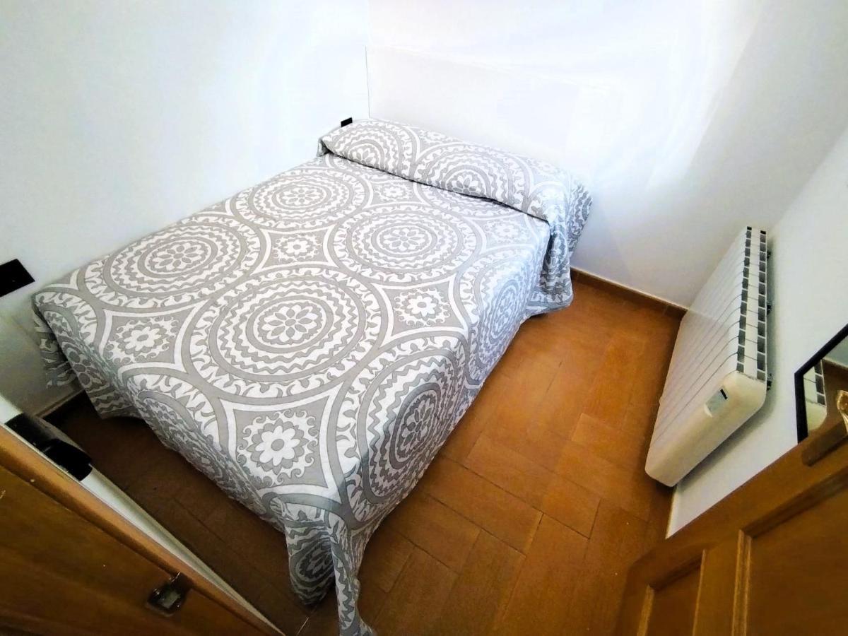 Puerta Del Sol - Apartamento Para 4 Madrid Dış mekan fotoğraf