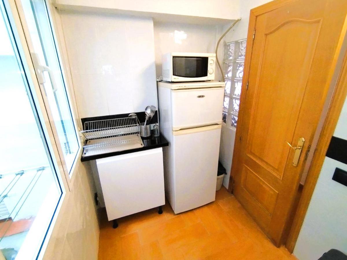 Puerta Del Sol - Apartamento Para 4 Madrid Dış mekan fotoğraf