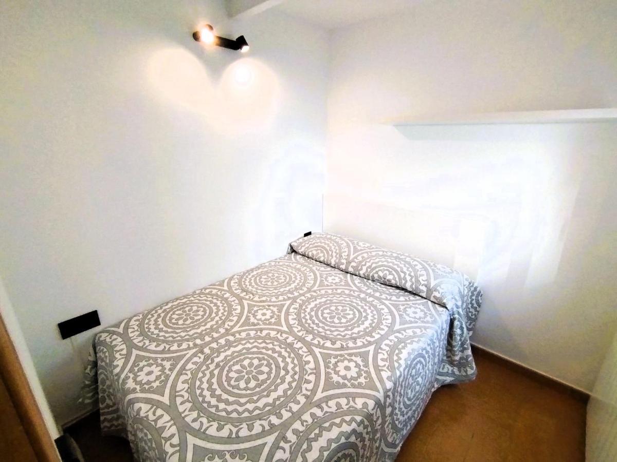 Puerta Del Sol - Apartamento Para 4 Madrid Dış mekan fotoğraf