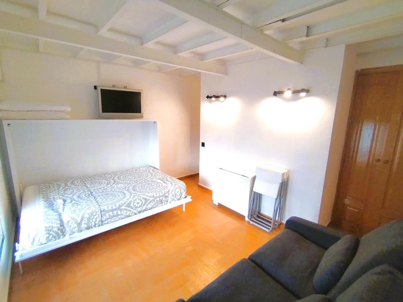 Puerta Del Sol - Apartamento Para 4 Madrid Dış mekan fotoğraf